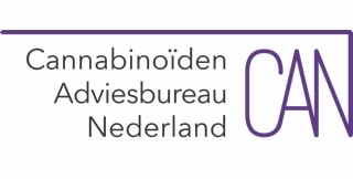 ein weiß-violettes Logo mit den Worten canaann.